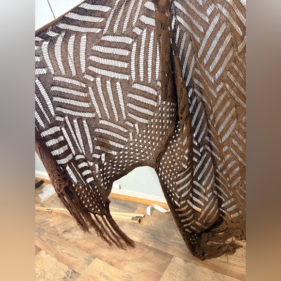 Boho Brown Fringe Crochet Kimono Cardigan One Size | Festival Beach Cover Up - Picture 4 of 6